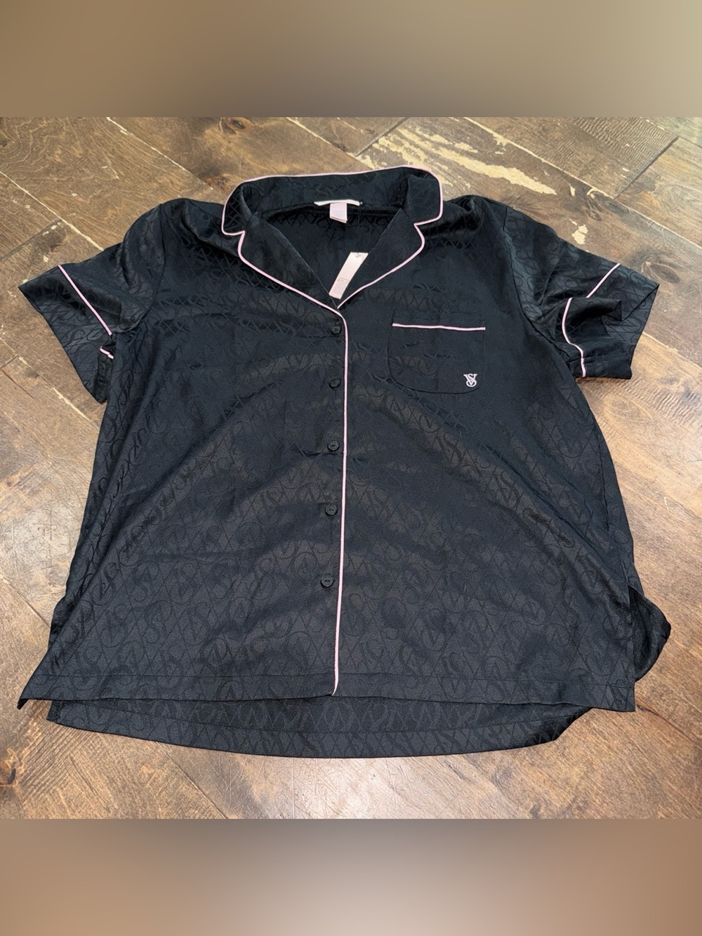 Victoria's Secret Black Short-Sleeve Button Shirt with Pink Piping
